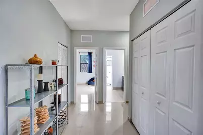 11581 SW 151st Pl, Miami, FL 33196 - Photo 15