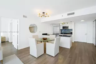 50 Biscayne Blvd, Miami, FL 33132 - Photo 5