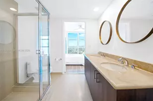 50 Biscayne Blvd, Miami, FL 33132 - Photo 19