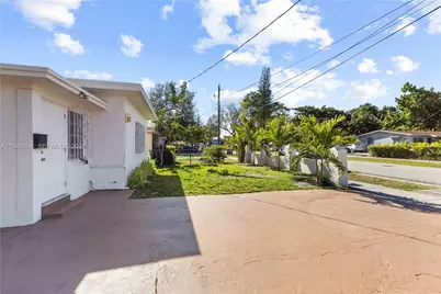 8031 NW 12th Ct, Miami, FL 33147 - Photo 3