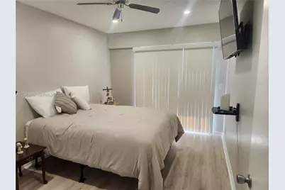 13250 SW 7th Ct #412L, Pembroke Pines, FL 33027 - Photo 7