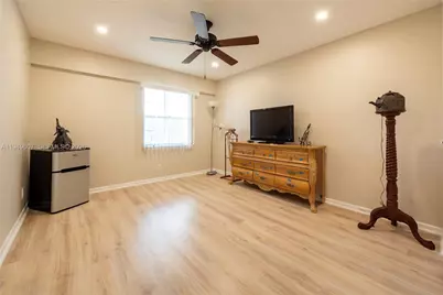 13250 SW 7th Ct #412L, Pembroke Pines, FL 33027 - Photo 13