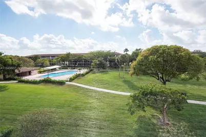 13250 SW 7th Ct #412L, Pembroke Pines, FL 33027 - Photo 15