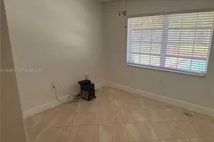 2431 SW 124th Ave, Miami, FL 33175 - Photo 13