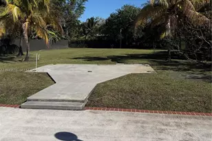 2431 SW 124th Ave, Miami, FL 33175 - Photo 3