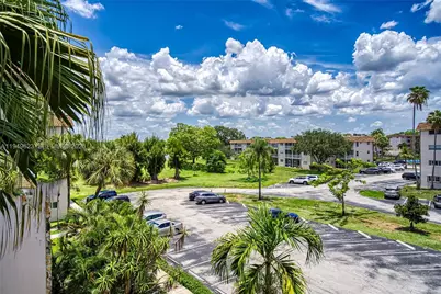 2500 SW 81st Ave #402, Davie, FL 33324 - Photo 31