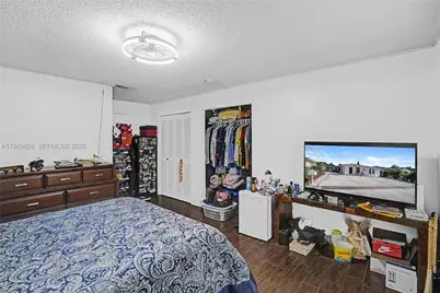 901 NW 34th Ave, Miami, FL 33125 - Photo 7