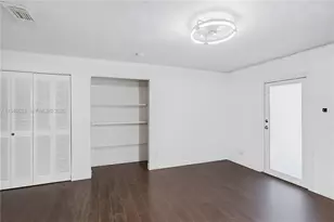 901 NW 34th Ave, Miami, FL 33125 - Photo 13