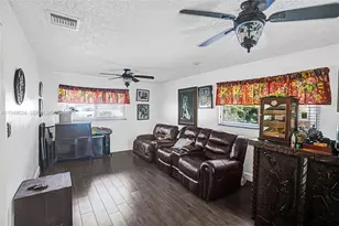 901 NW 34th Ave, Miami, FL 33125 - Photo 21