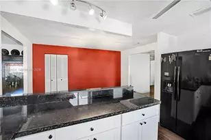 901 NW 34th Ave, Miami, FL 33125 - Photo 45