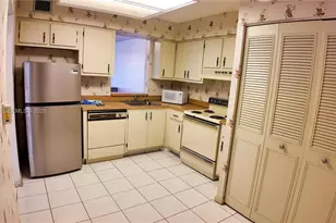 7220 Lake Cir Dr, Margate, FL 33063 - Photo 5