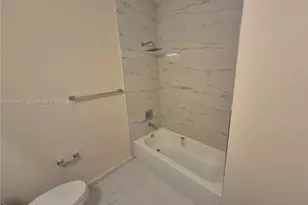 7673 NW 116th Ave, Doral, FL 33178 - Photo 17