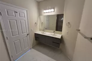 7673 NW 116th Ave, Doral, FL 33178 - Photo 23