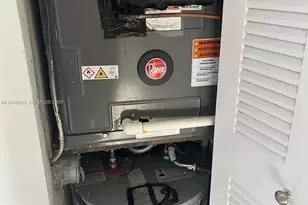 5580 W 26th Ct, Hialeah, FL 33016 - Photo 5