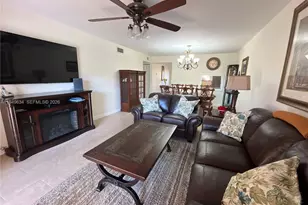 2 Briarwood Cir, Hollywood, FL 33024 - Photo 3