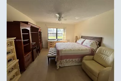 2 Briarwood Cir #112, Hollywood, FL 33024 - Photo 7