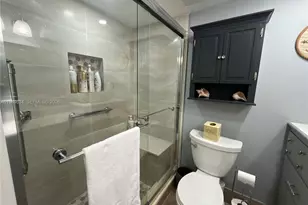 2 Briarwood Cir, Hollywood, FL 33024 - Photo 11