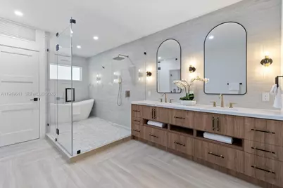 420 NE 55th Ter, Miami, FL 33137 - Photo 13