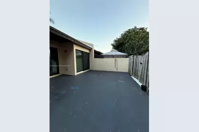 11220 SW 125th Pl, Miami, FL 33186 - Photo 17