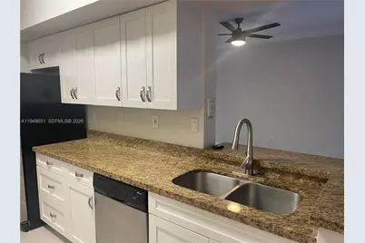 160 SW 117th Ter #6201, Pembroke Pines, FL 33025 - Photo 5