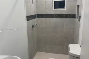 1629 SW 10th St, Miami, FL 33135 - Photo 9