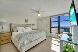 3500 Mystic Pointe Dr, Aventura, FL 33180 - Photo 11