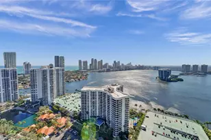 3500 Mystic Pointe Dr, Aventura, FL 33180 - Photo 13