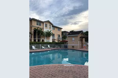 17830 NW 73rd Ave #102-22, Hialeah, FL 33015 - Photo 7