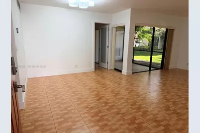 11509 NW 10th St #11509, Pembroke Pines, FL 33026 - Photo 3
