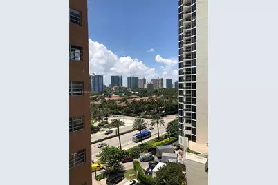 19201 Collins Ave #823, Sunny Isles Beach, FL 33160 - Photo 15