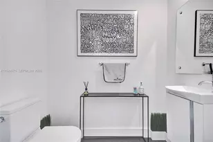 1100 Biscayne Blvd, Miami, FL 33132 - Photo 11