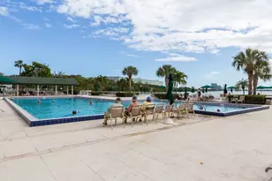 300 Bayview Dr, Sunny Isles Beach, FL 33160 - Photo 19