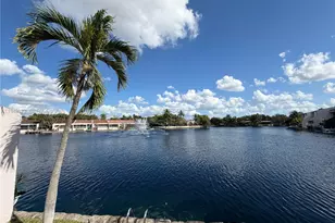 7216 Jacaranda Ln, Miami Lakes, FL 33014 - Photo 15
