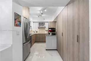 3600 Mystic Pointe Dr, Aventura, FL 33180 - Photo 23