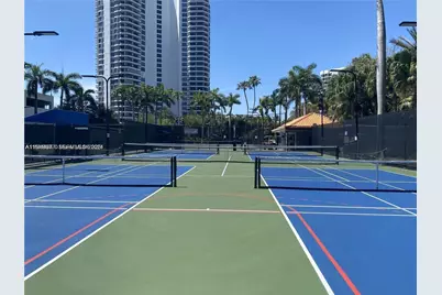 3600 Mystic Pointe Dr #1017, Aventura, FL 33180 - Photo 29