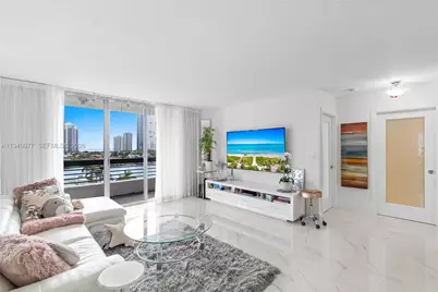 3600 Mystic Pointe Dr #1017, Aventura, FL 33180 - Photo 3