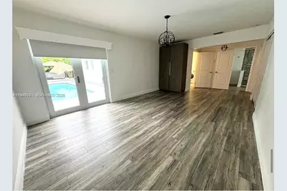 2075 S Hibiscus Dr, North Miami, FL 33181 - Photo 15