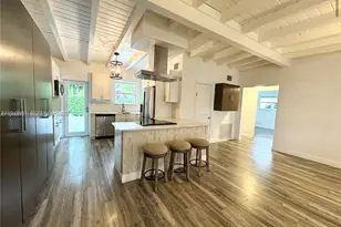 2075 S Hibiscus Dr, North Miami, FL 33181 - Photo 11