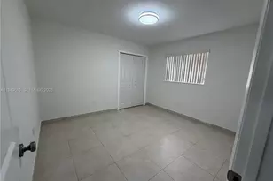 425 E 17th St, Hialeah, FL 33010 - Photo 15