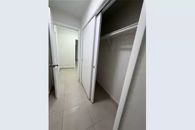 425 E 17th St #Rear, Hialeah, FL 33010 - Photo 13