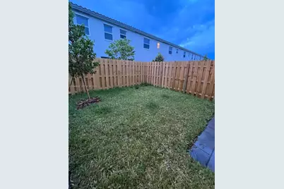 2624 SE 10th St #0, Homestead, FL 33035 - Photo 9