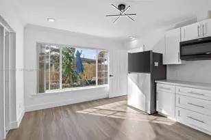 730 N 72nd Way, Hollywood, FL 33024 - Photo 25