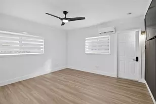 730 N 72nd Way, Hollywood, FL 33024 - Photo 35