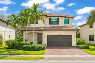 4806 Conifer Ct, Greenacres, FL 33463 - Photo 1