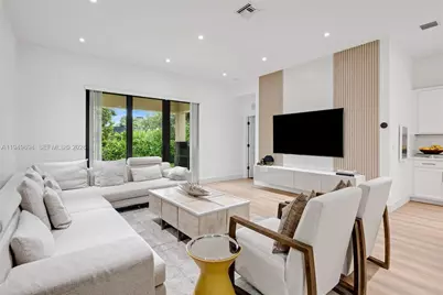 4806 Conifer Ct, Greenacres, FL 33463 - Photo 3