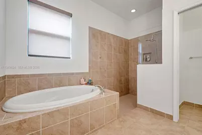 4806 Conifer Ct, Greenacres, FL 33463 - Photo 17