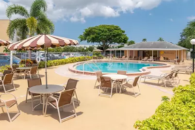 100 E Northampton  E #100, West Palm Beach, FL 33417 - Photo 9