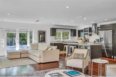 5516 Sardinia St, Coral Gables, FL 33146 - Photo 5