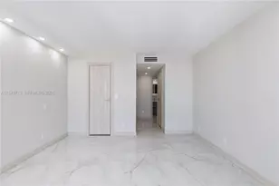 2401 S Ocean Dr, Hollywood, FL 33019 - Photo 15