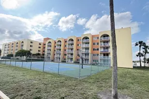 7010 NW 186th St, Hialeah, FL 33015 - Photo 25